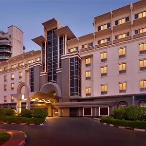Moevenpick & Bur Отель